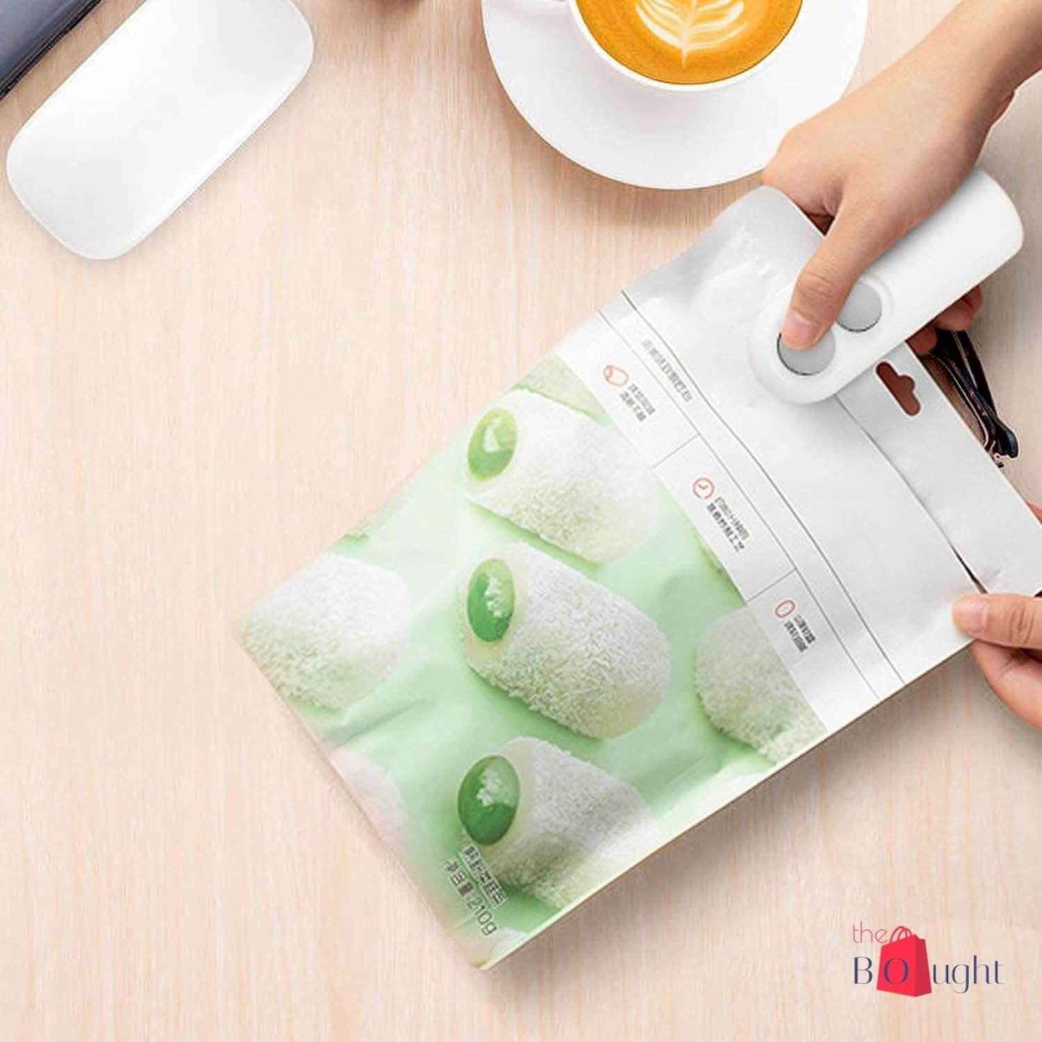 2-in-1 Portable Heat Sealer & Cutter – Keep Food Fresh Anywher